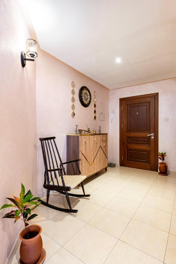 Appartement 2 Chambres Pres De La Corniche Tánger Exterior foto